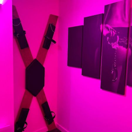 Love Room: Aux Plaisirs Des Sens Jacuzzi Prive 바 외부 사진